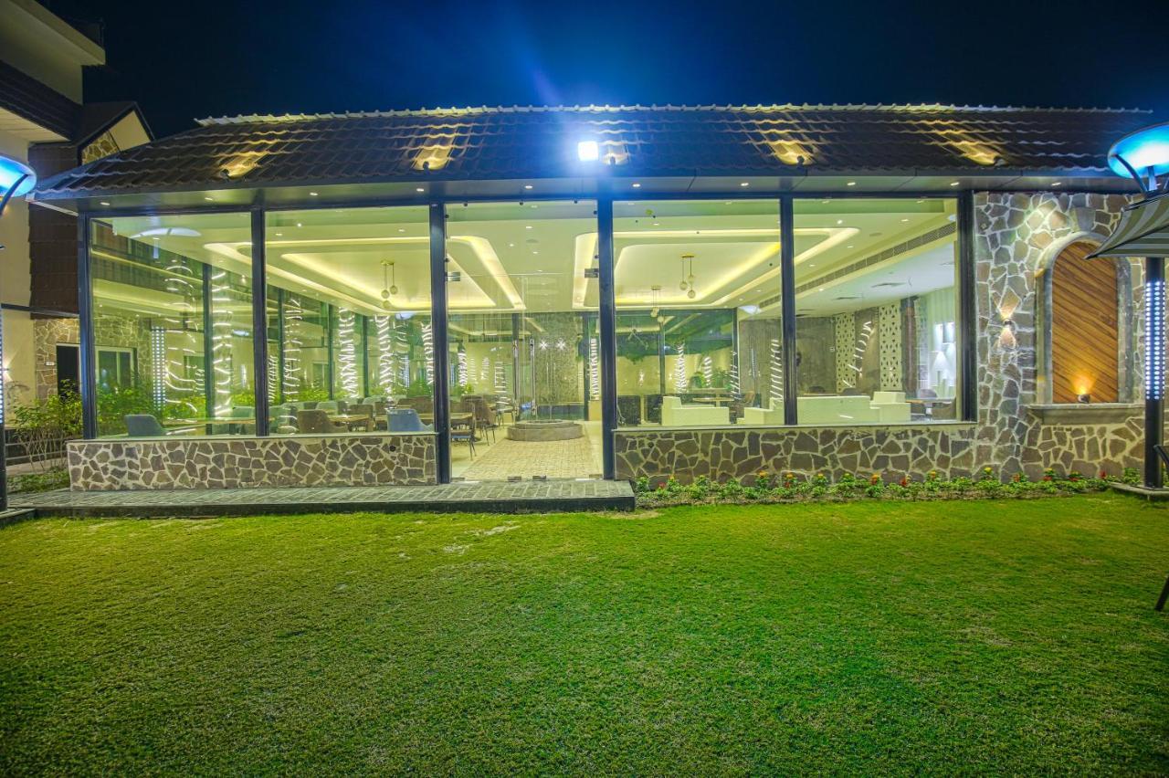Greenwood Villa By Levelup Hotels Amritsar Exterior photo